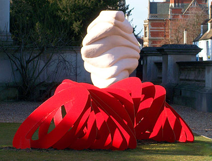 Chief & Venus, sculptures by Nick Turvey at Fitzwilliam Museum, Cambridge.